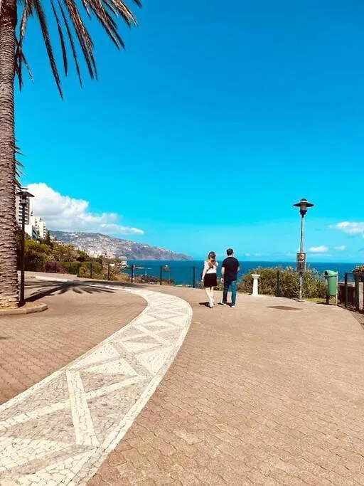 Seaview Apartment Walking To The Beach Фуншал 0*,  Португалия