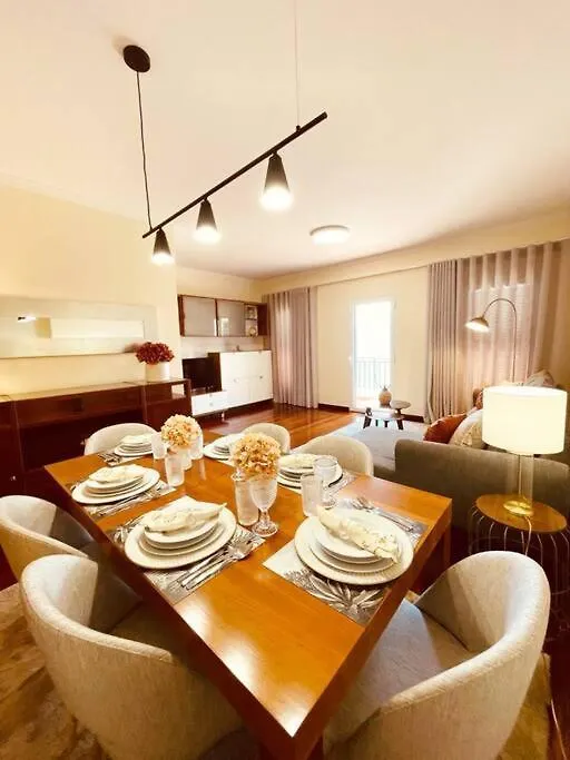 פונשל Seaview Apartment Walking To The Beach פורטוגל