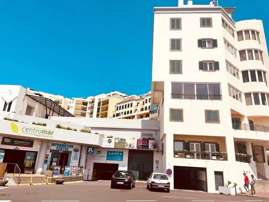 פונשל Seaview Apartment Walking To The Beach פורטוגל