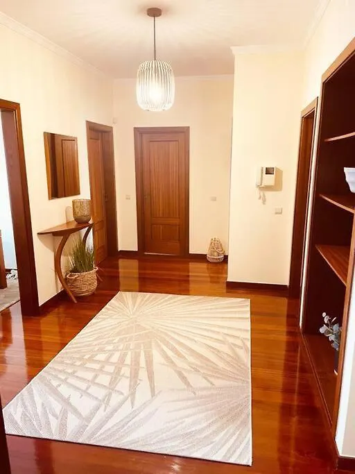 פונשל Seaview Apartment Walking To The Beach 0*,